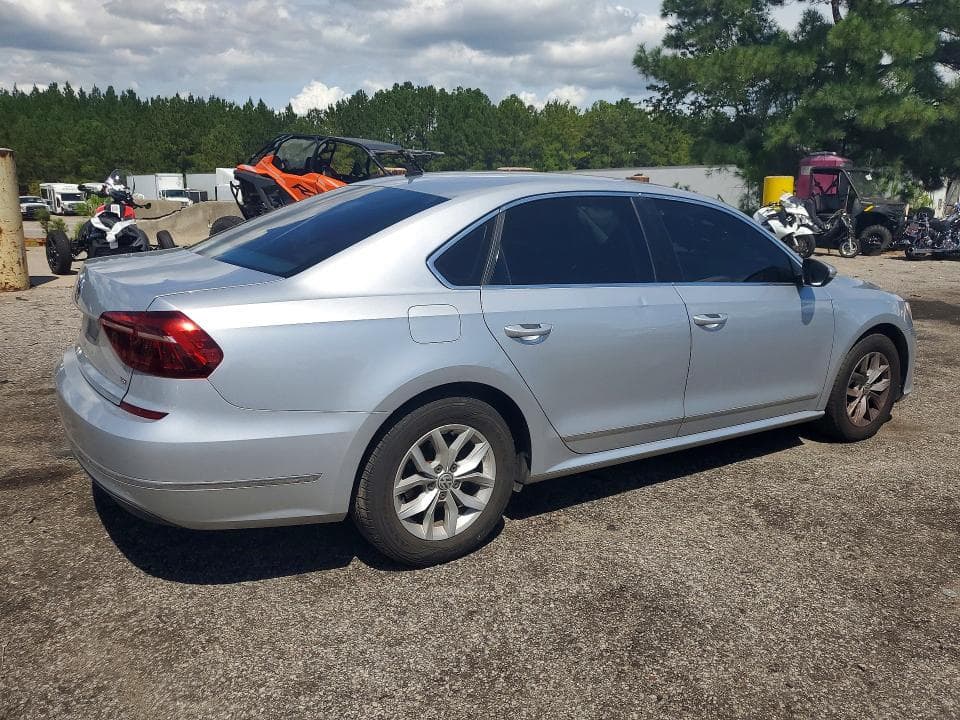 2017 VOLKSWAGEN PASSAT S 3