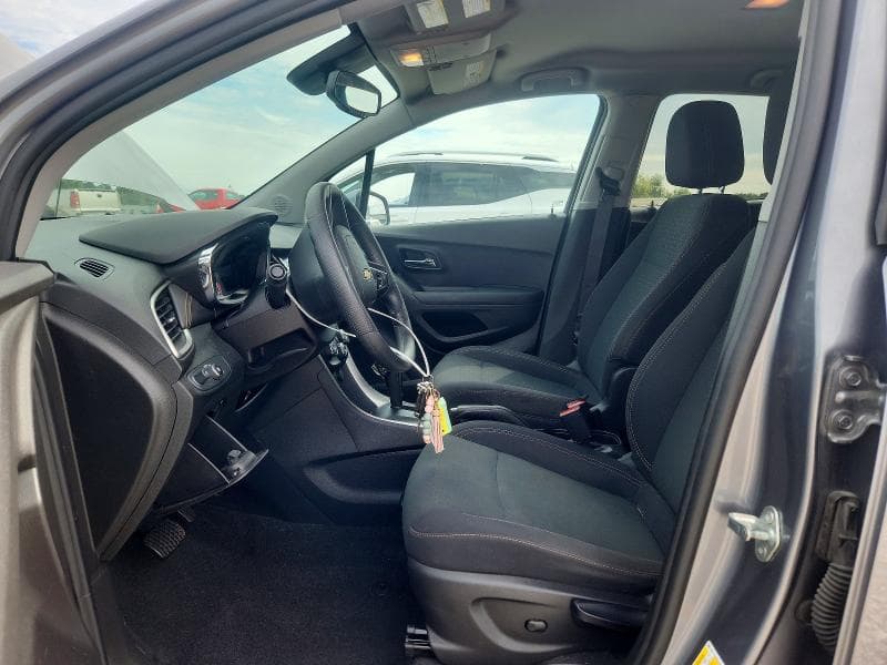 2020 CHEVROLET TRAX LS 7