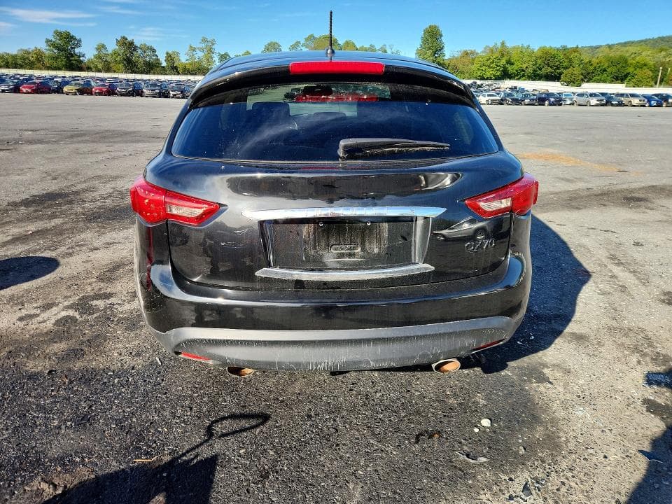 2017 INFINITI QX70 BASE 6