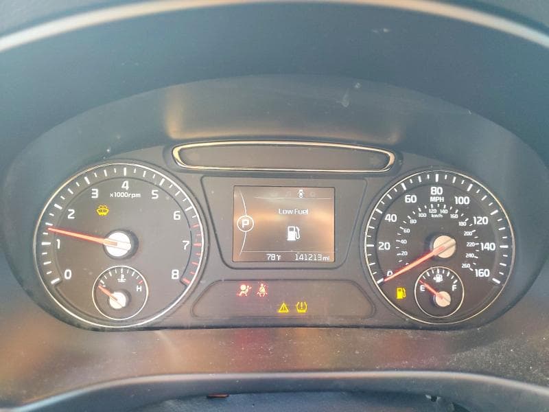 2017 KIA SORENTO LX V6 9