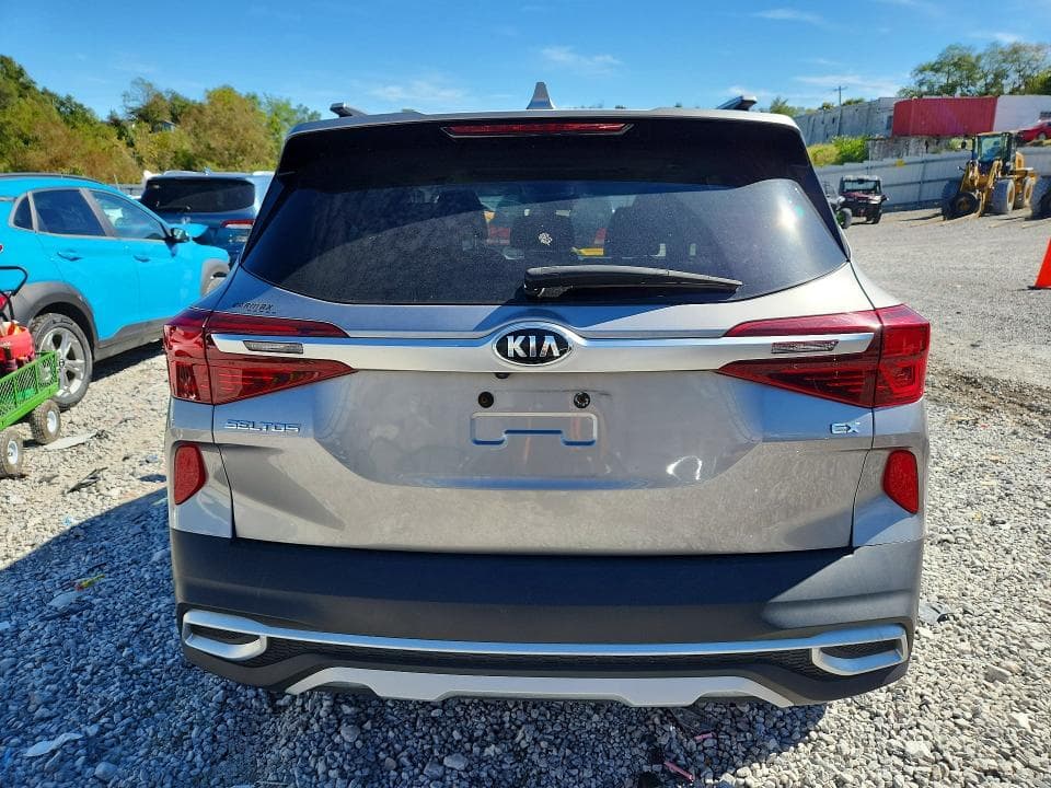 2021 KIA SELTOS EX 6