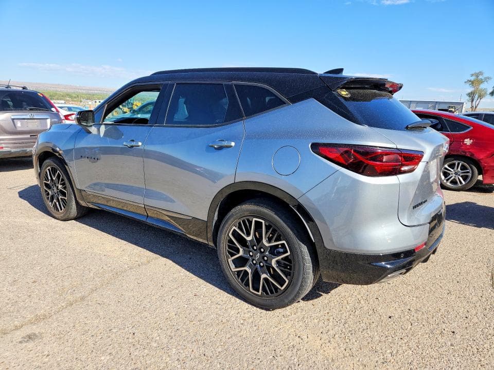 2023 CHEVROLET BLAZER RS 2