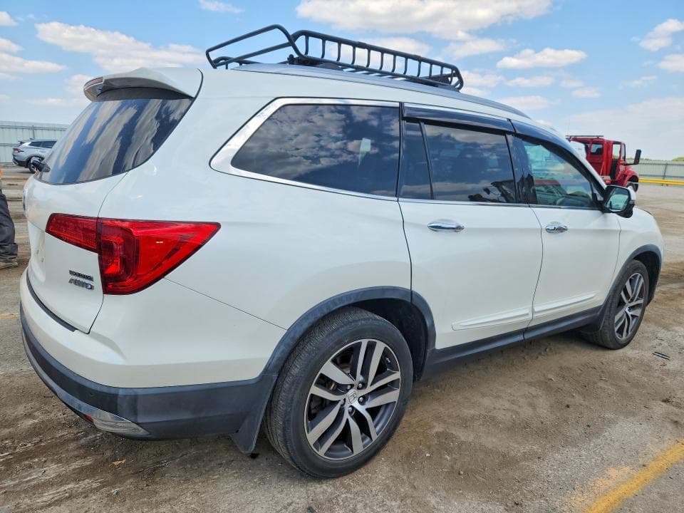 2017 HONDA PILOT TOURING 3
