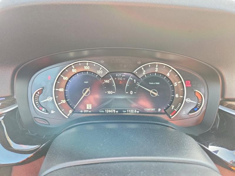 2019 BMW 530 XI 9