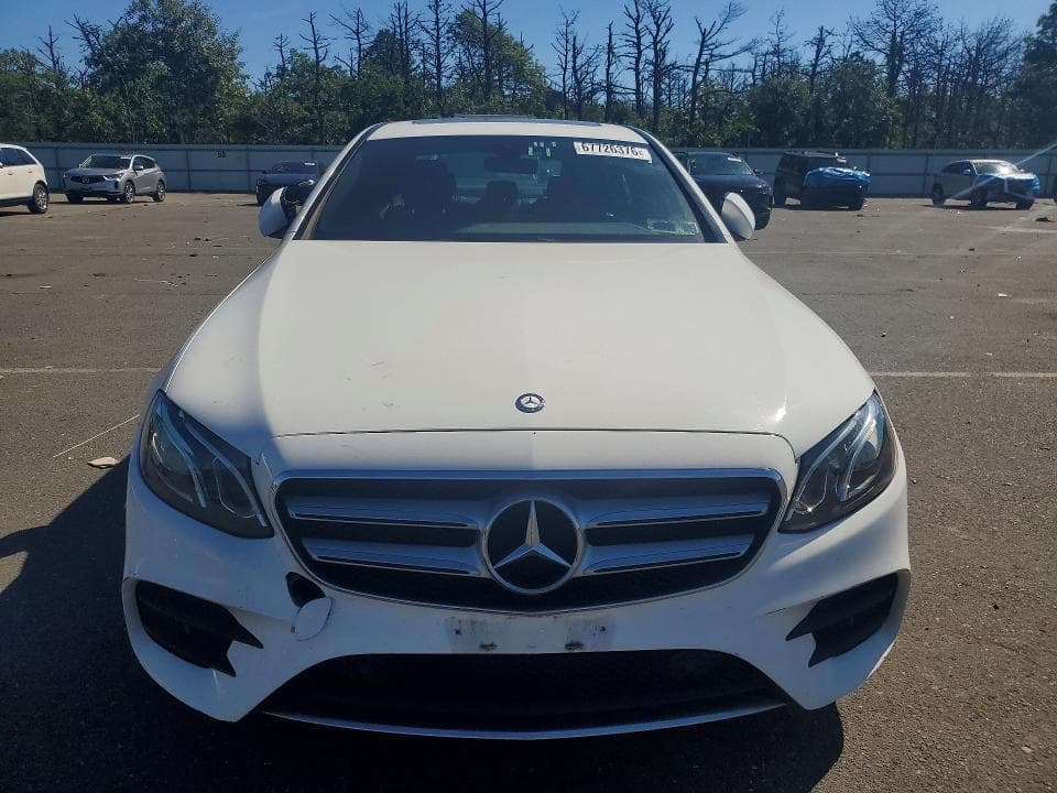 2017 MERCEDES-BENZ E 300 4MATIC 5