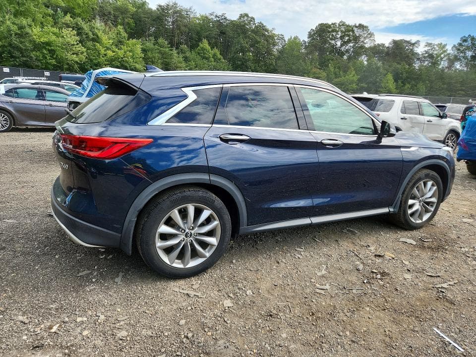 2019 INFINITI QX50 LUXE 3