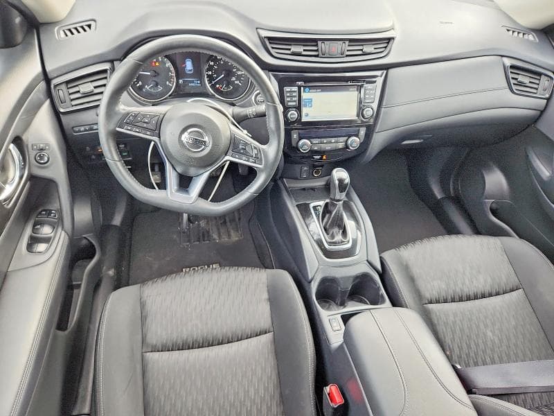 2017 NISSAN ROGUE SV 8
