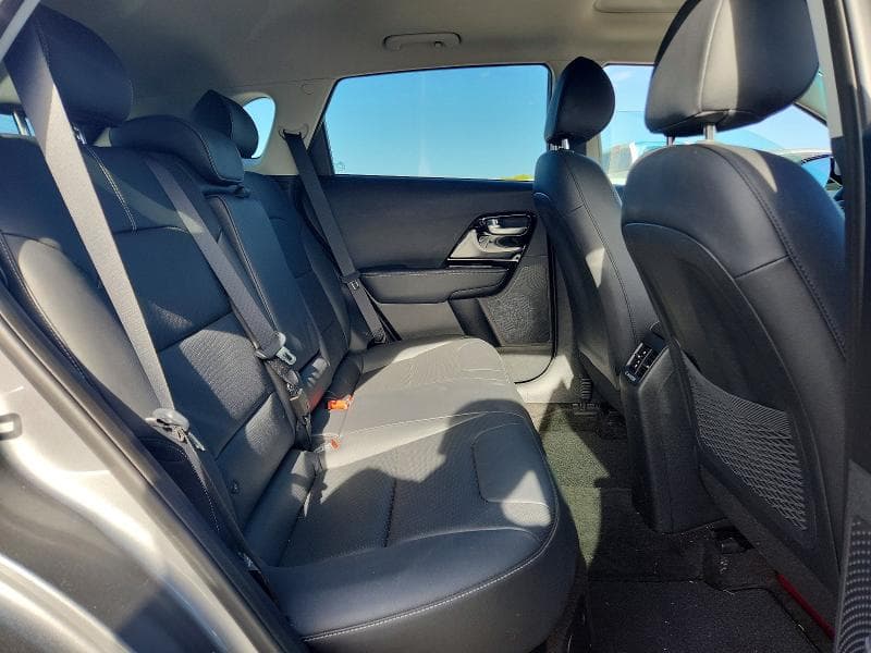 2022 KIA NIRO EX PREMIUM 11