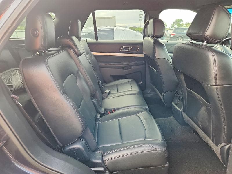 2017 FORD EXPLORER XLT 11