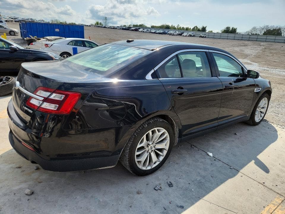 2019 FORD TAURUS LIMITED 3