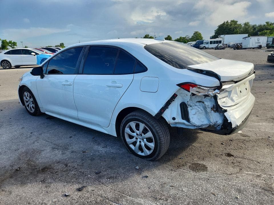 2024 TOYOTA COROLLA LE 2