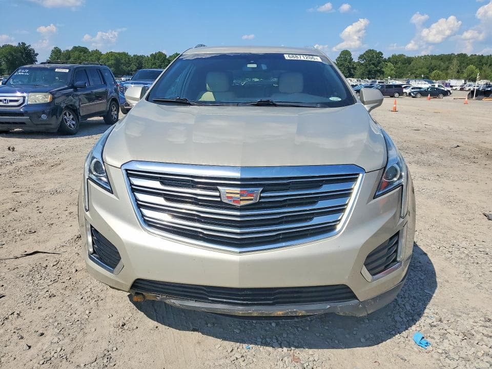 2017 CADILLAC XT5 5
