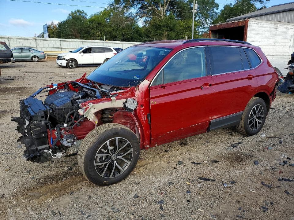 2021 VOLKSWAGEN TIGUAN SE