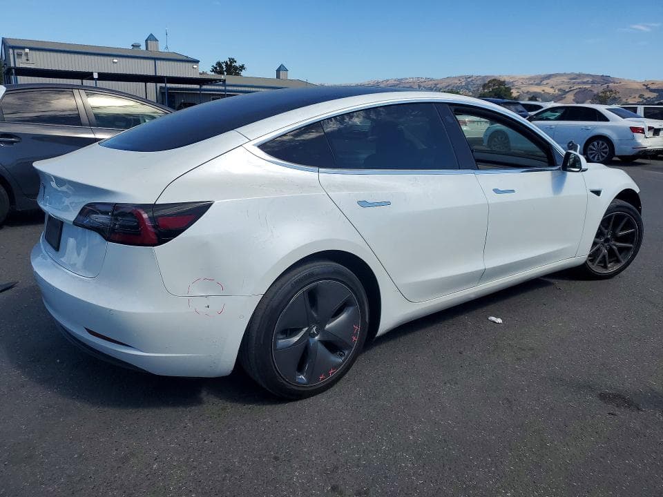 2020 TESLA MODEL 3 3