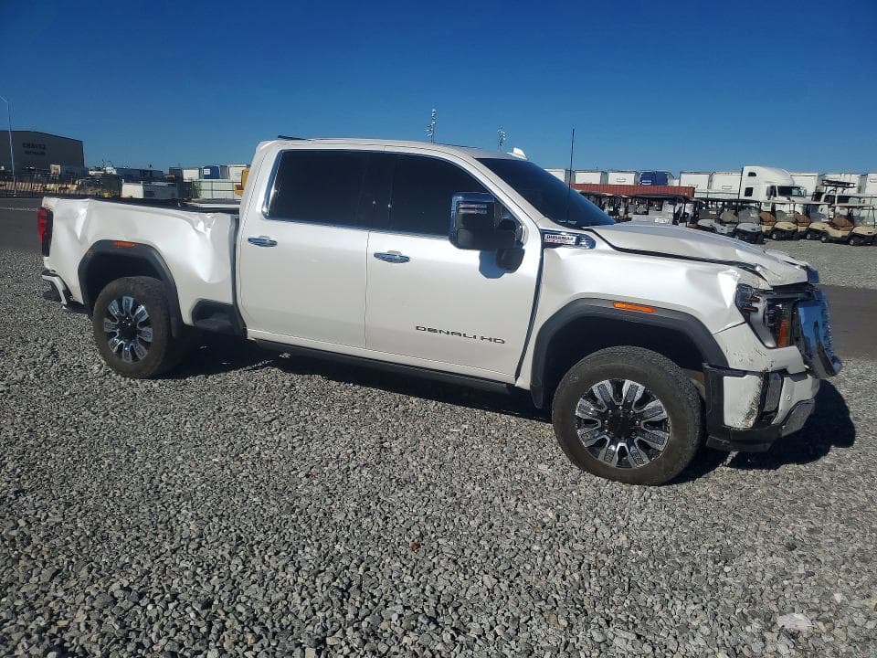 2024 GMC SIERRA K2500 DENALI 4
