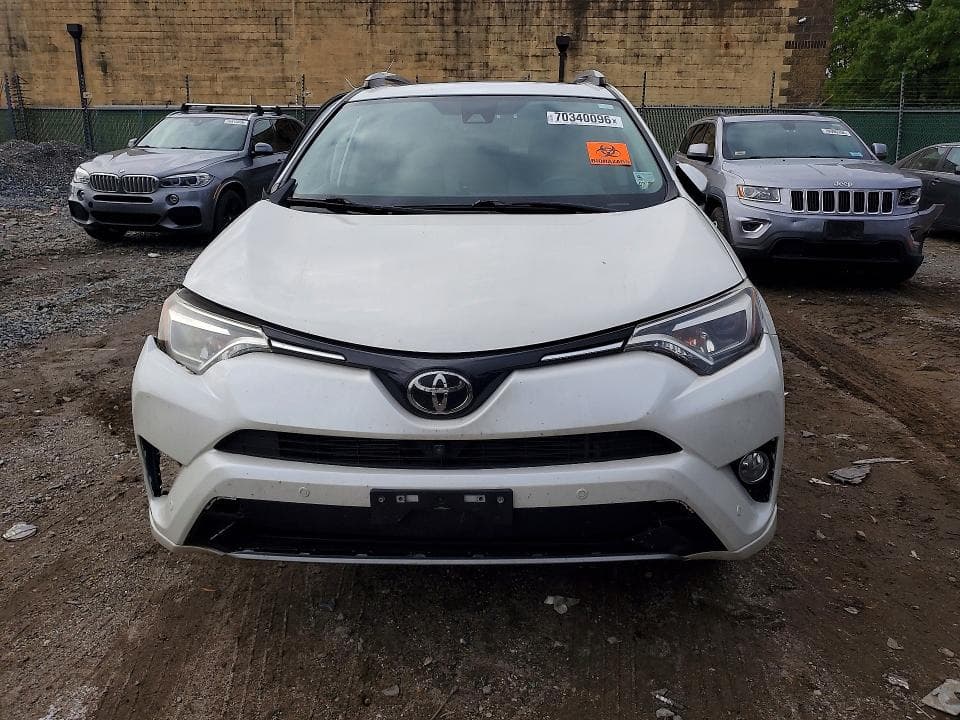 2017 TOYOTA RAV4 PLATINUM 5