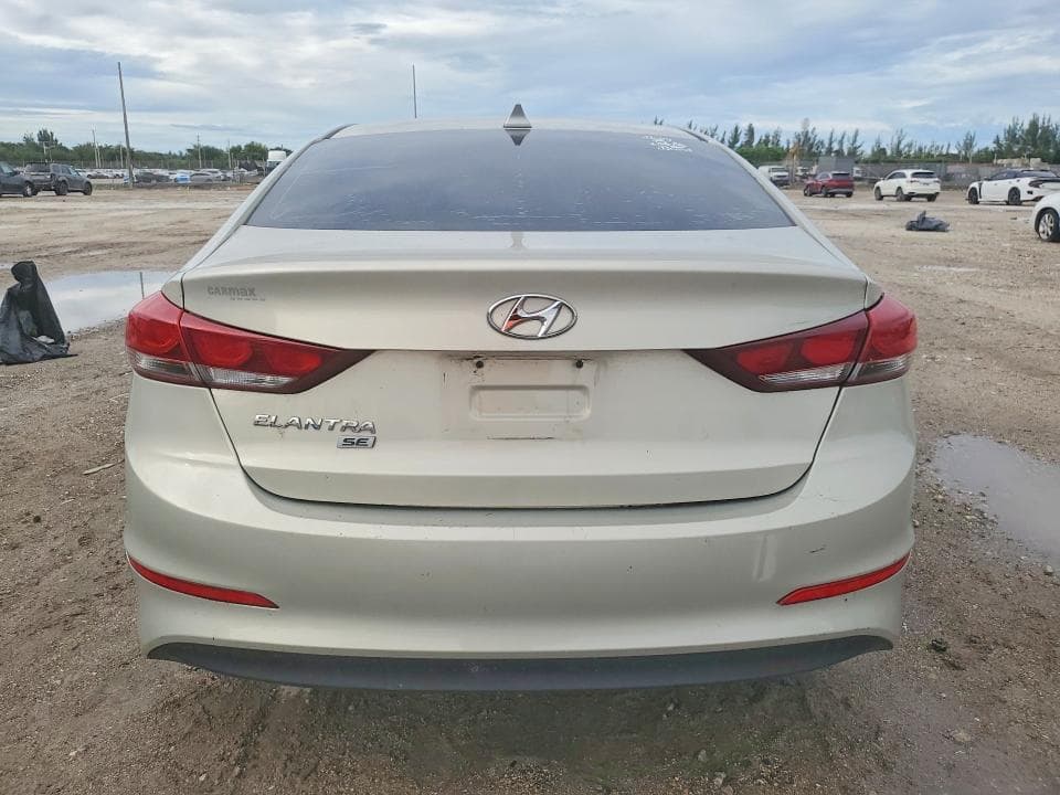 2017 HYUNDAI ELANTRA SE 6