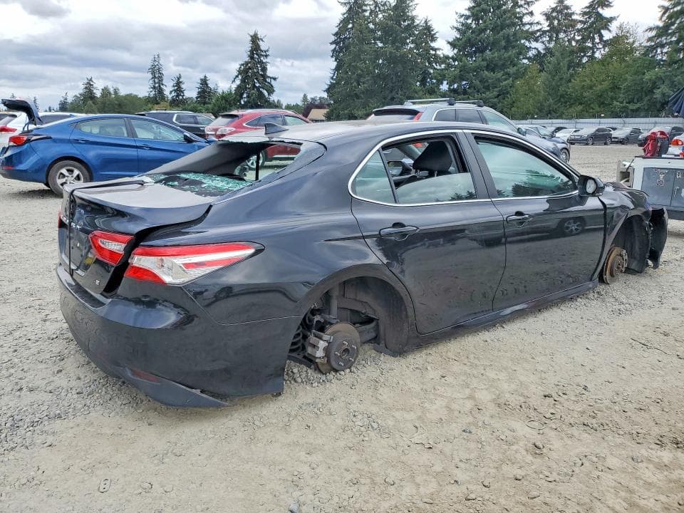 2020 TOYOTA CAMRY LE 3