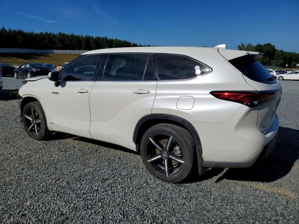 2020 TOYOTA HIGHLANDER HYBRID LE 2