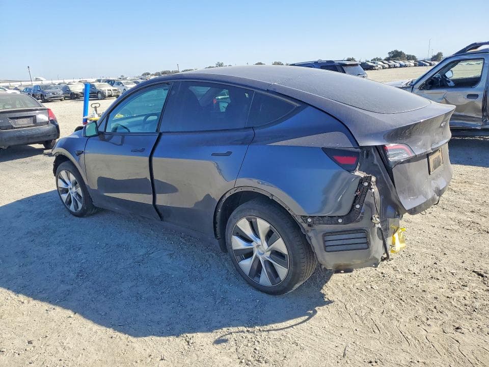 2023 TESLA MODEL Y 2