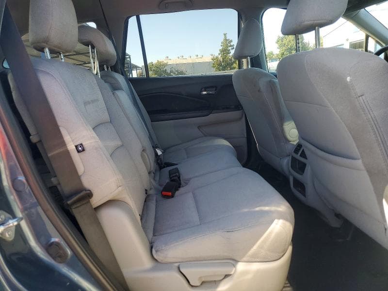 2019 HONDA PILOT LX 11
