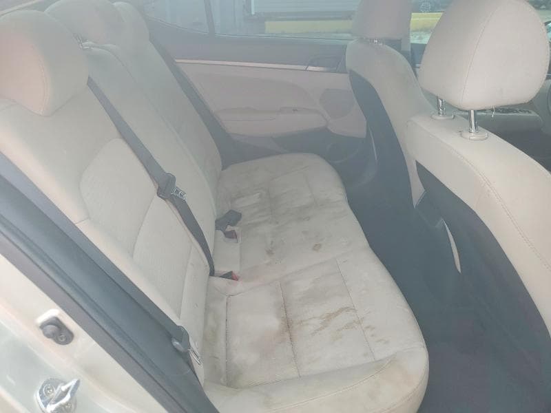 2017 HYUNDAI ELANTRA SE 10
