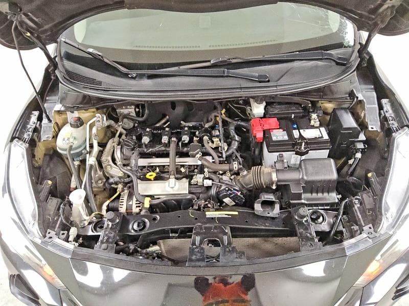2020 NISSAN VERSA S 11