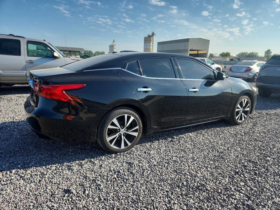 2018 NISSAN MAXIMA 3.5 S 3