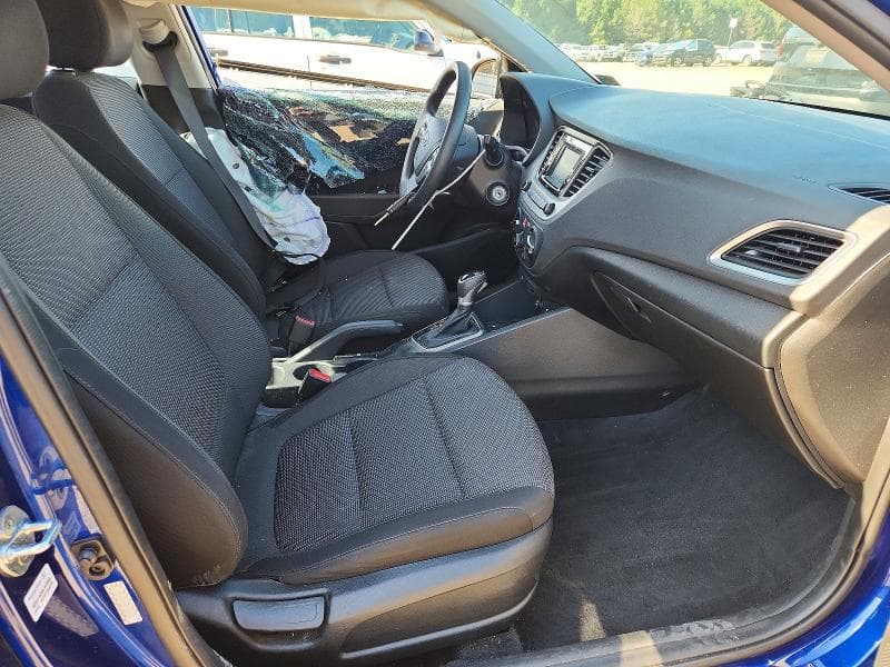 2021 HYUNDAI ACCENT SE 7