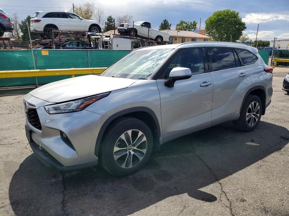 2020 TOYOTA HIGHLANDER XLE