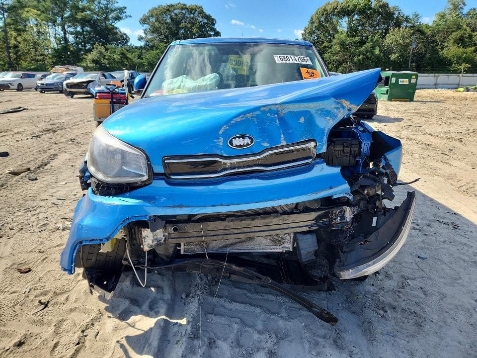 2017 KIA SOUL + 5