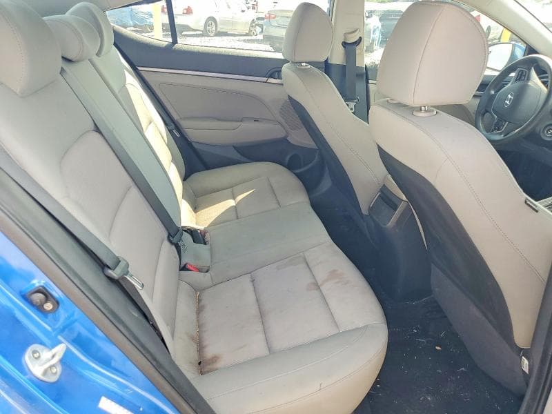 2017 HYUNDAI ELANTRA SE 10