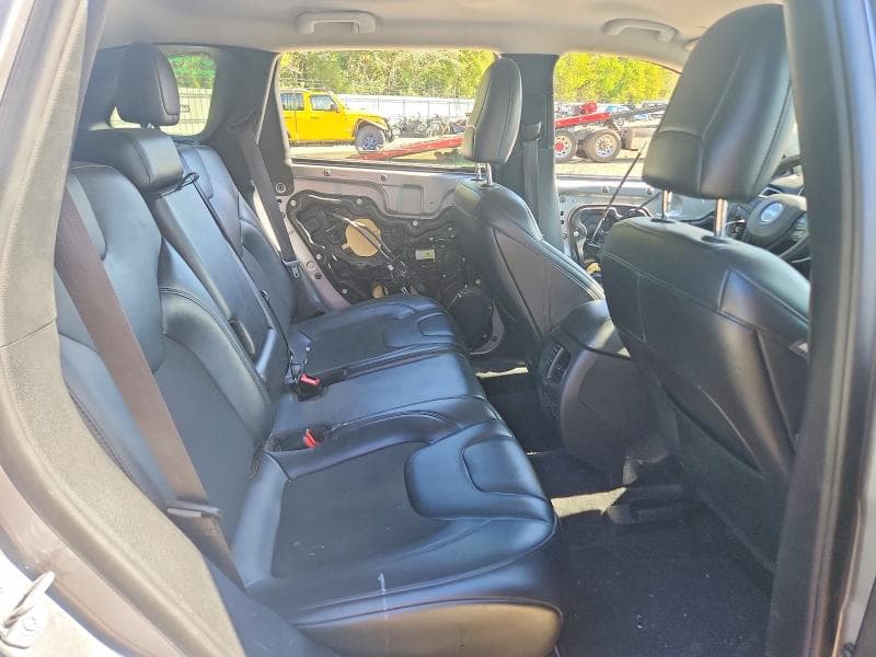 2020 JEEP CHEROKEE LATITUDE PLUS 11