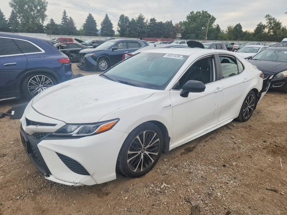 2019 TOYOTA CAMRY HYBRID SE
