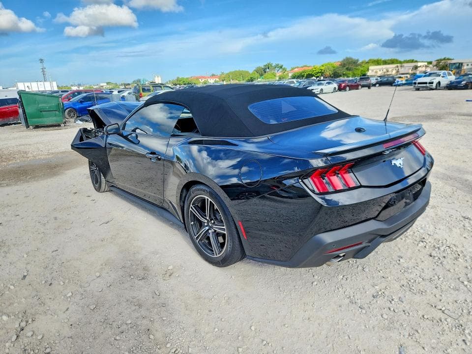 2025 FORD MUSTANG 2