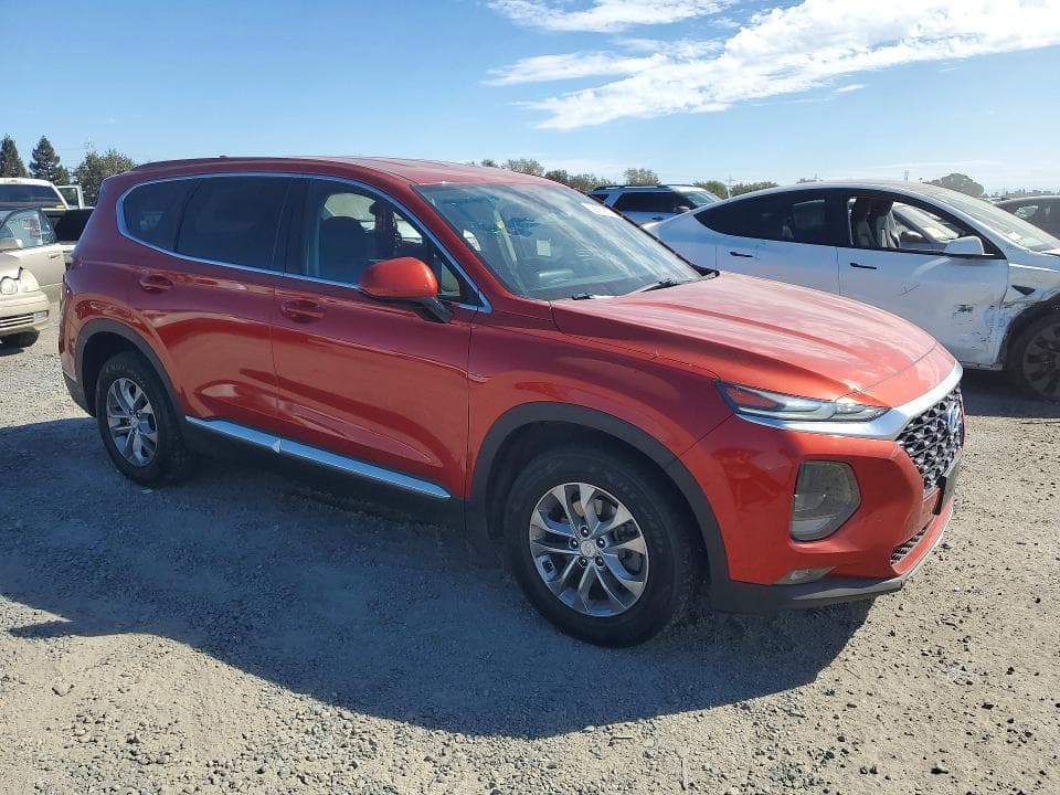2020 HYUNDAI SANTA FE SEL 4