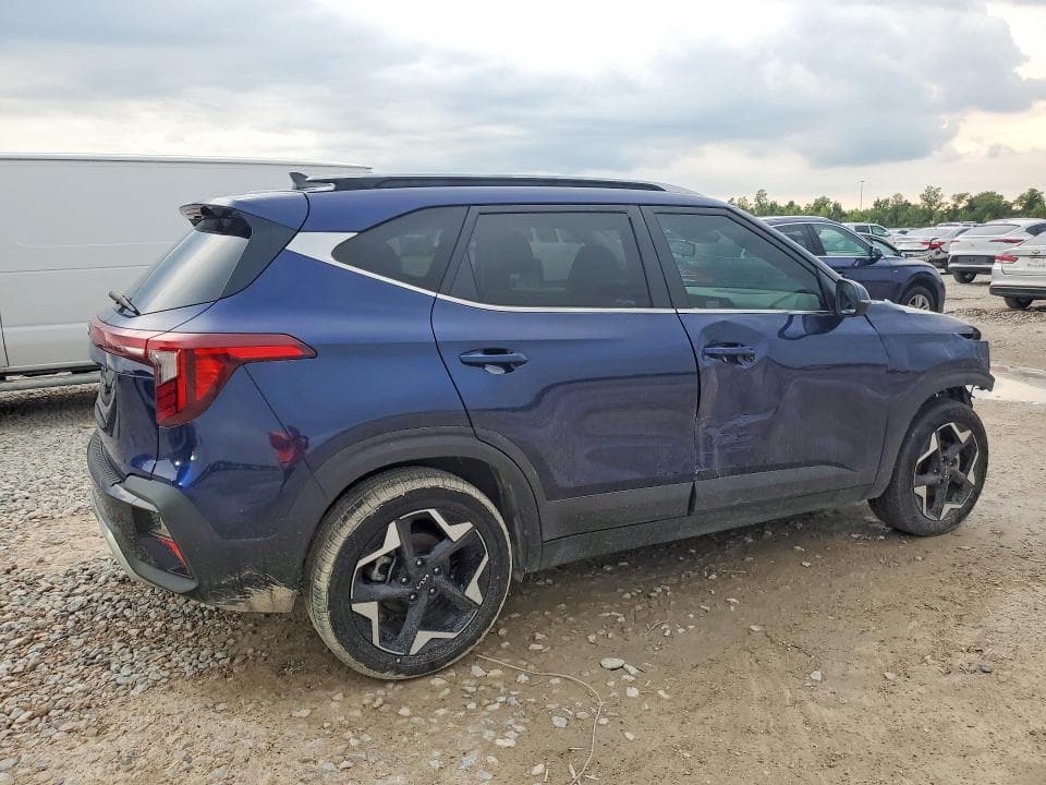 2024 KIA SELTOS EX 3