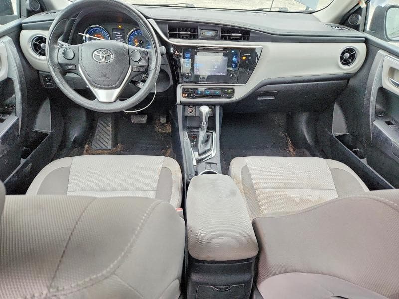 2017 TOYOTA COROLLA LE 8