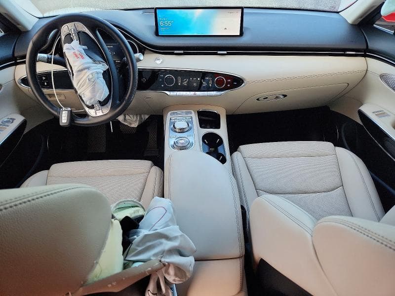 2023 GENESIS GV70 2.5T STANDARD 8