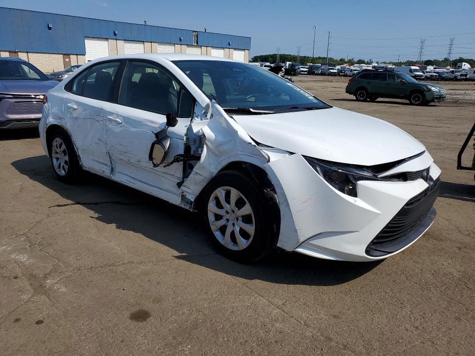 2024 TOYOTA COROLLA LE 4