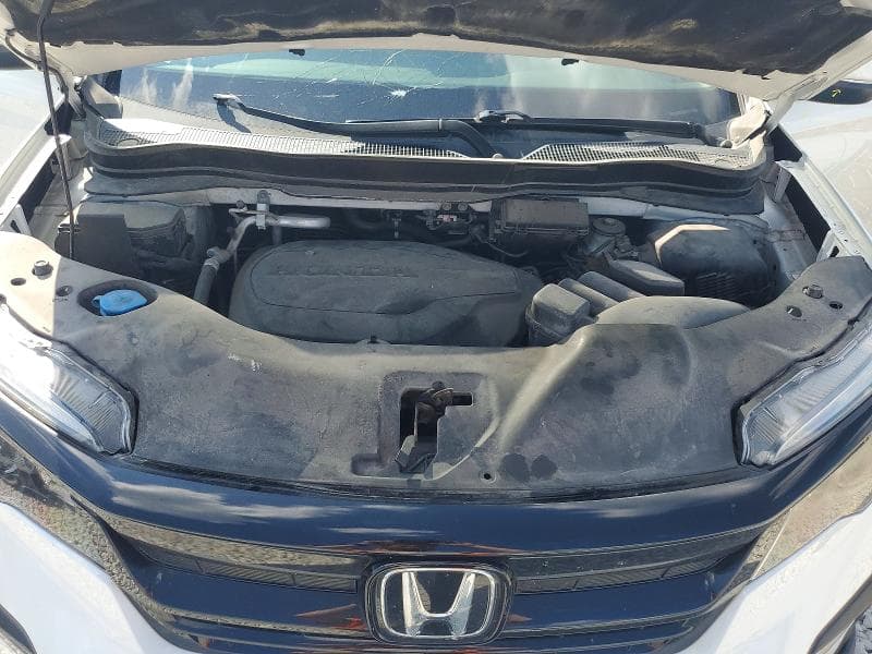 2021 HONDA PILOT SE 12