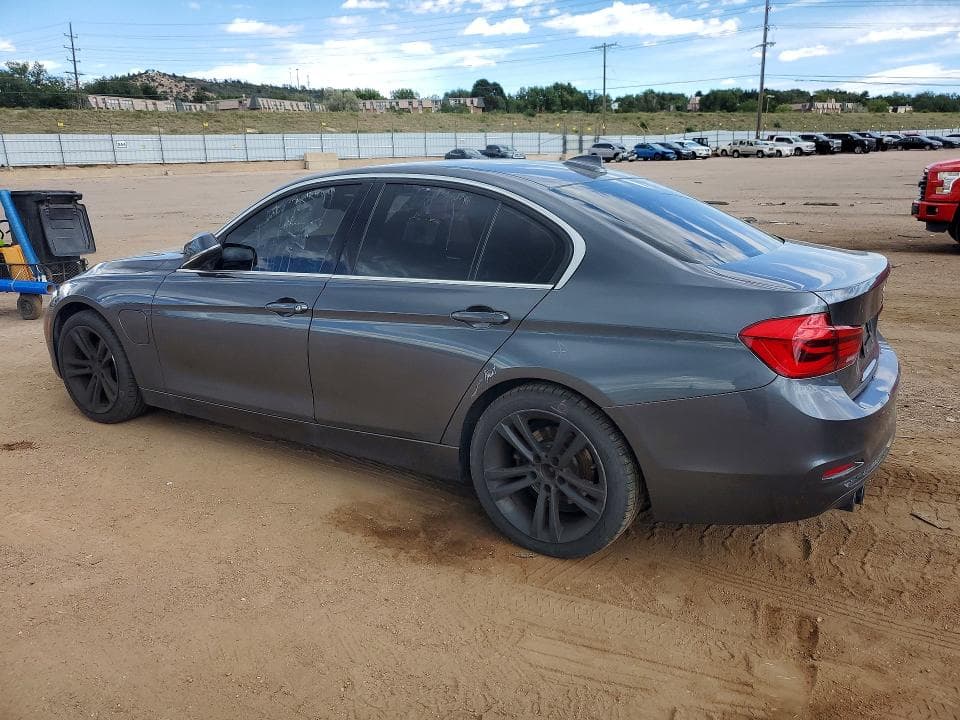 2018 BMW 330E 2