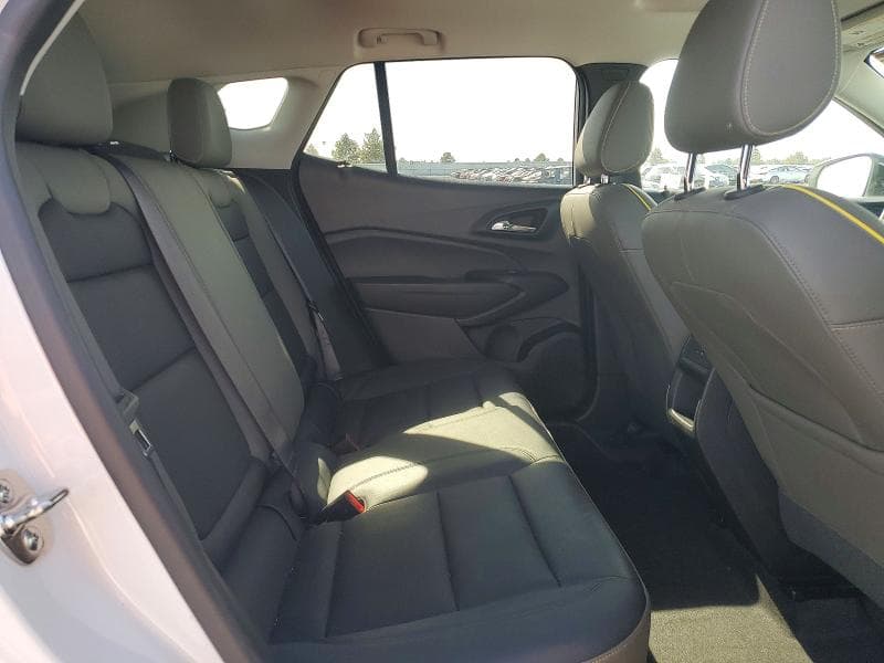 2025 CHEVROLET TRAX ACTIV 11