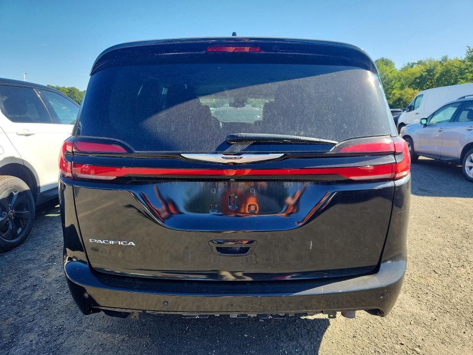 2023 CHRYSLER PACIFICA TOURING L 6