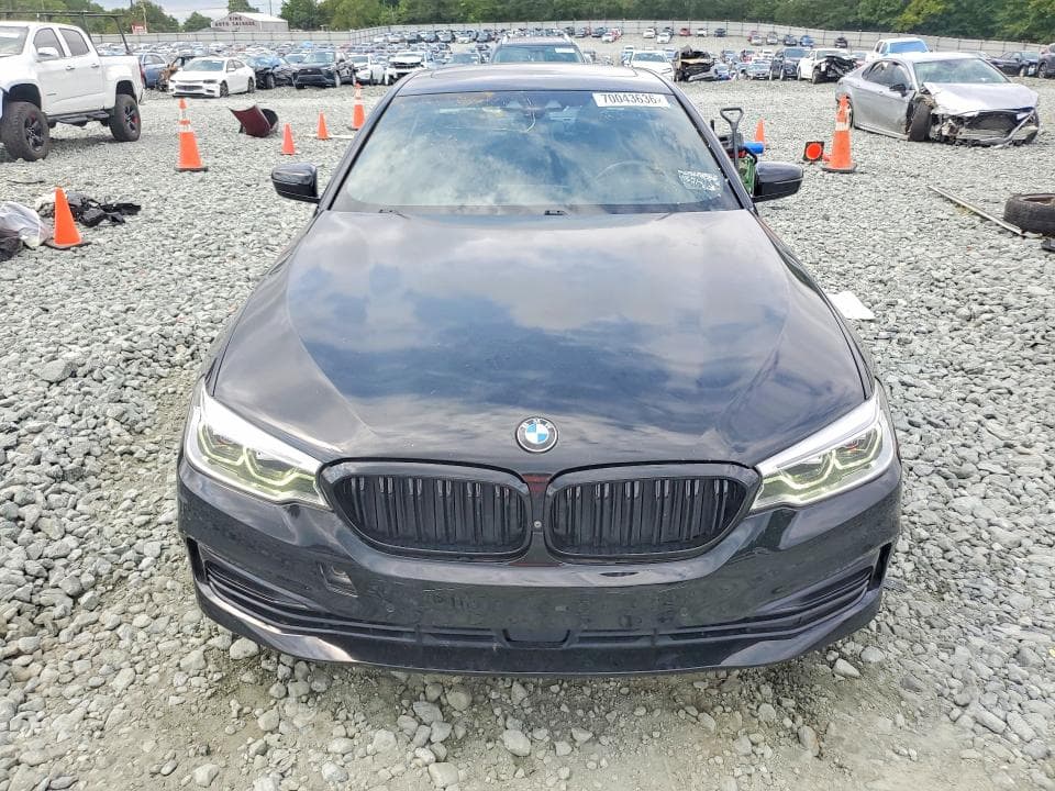 2019 BMW 530E 5