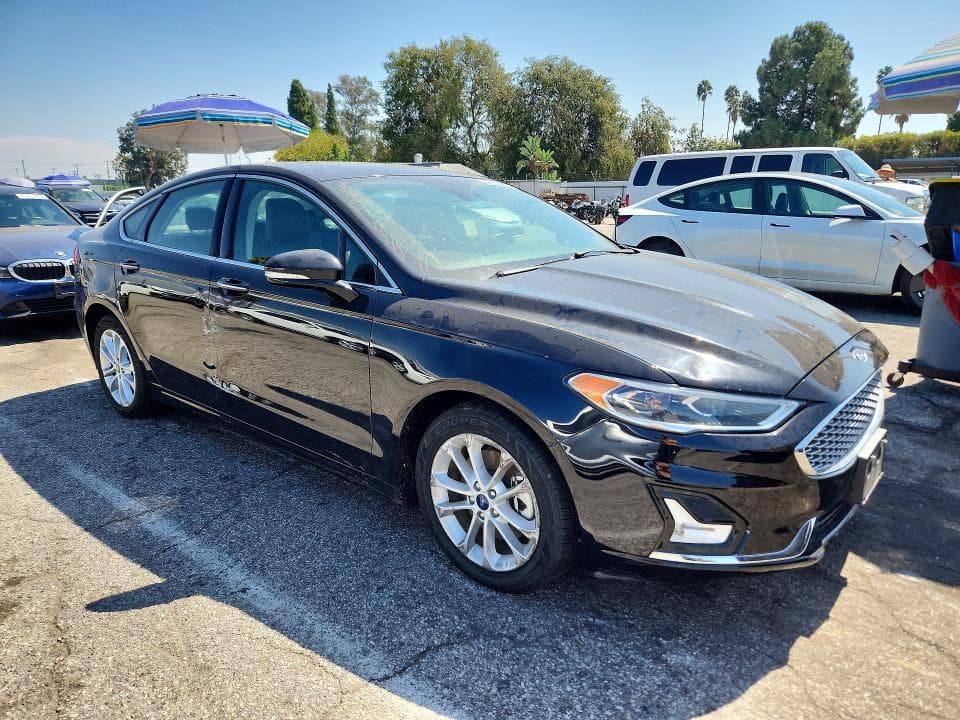 2019 FORD FUSION TITANIUM 4