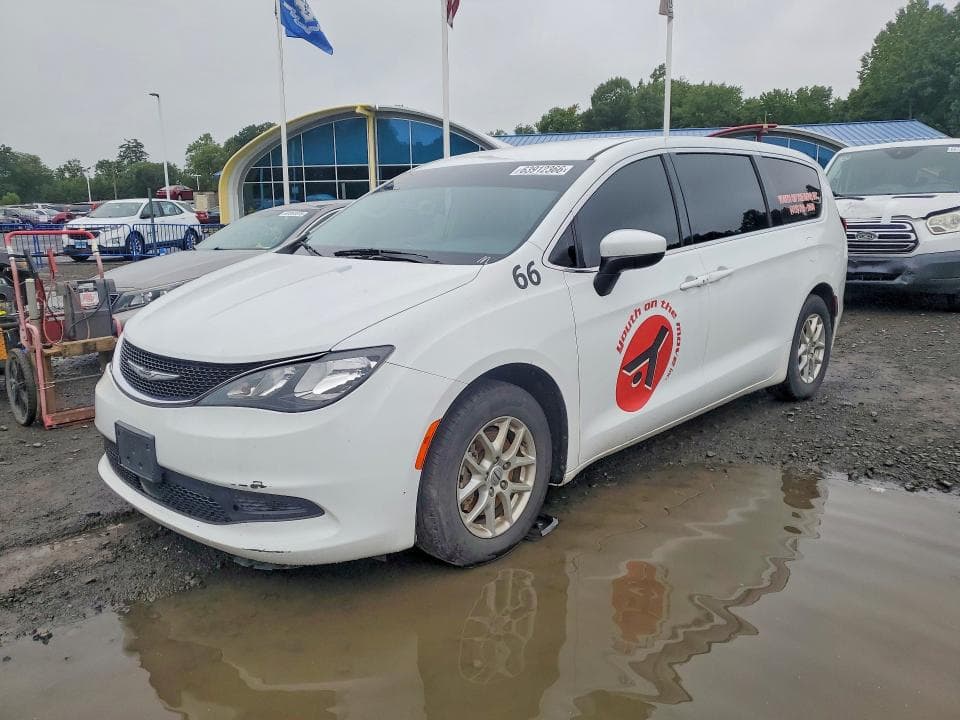 2021 CHRYSLER VOYAGER LX - 1