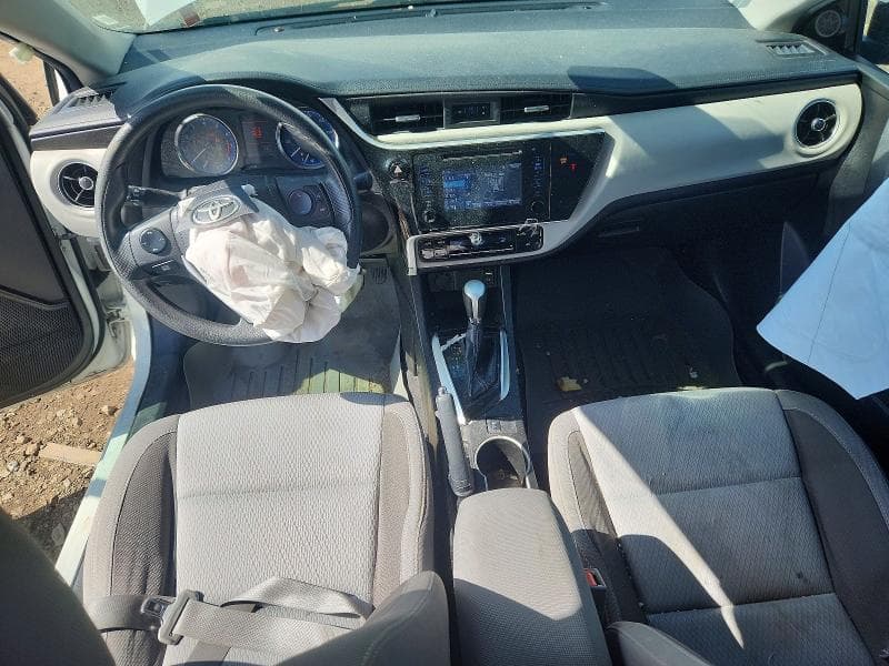 2019 TOYOTA COROLLA LE 8