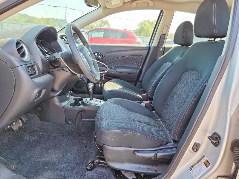 2019 NISSAN VERSA SV 7