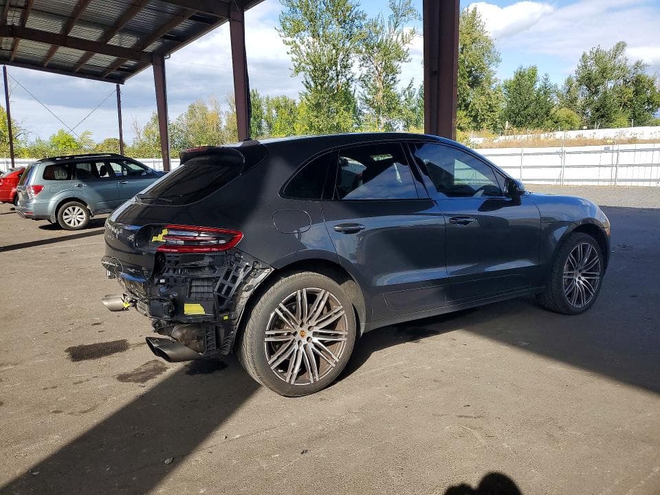 2017 PORSCHE MACAN S 3